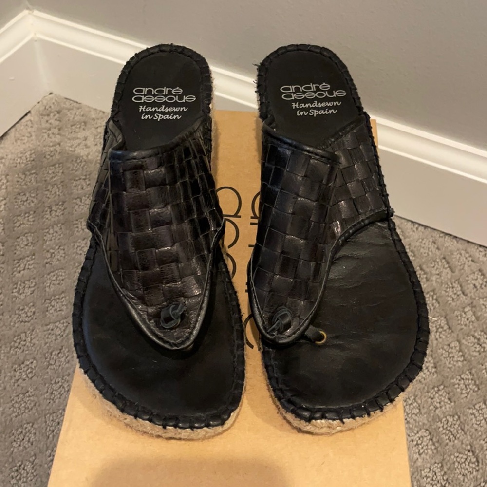 Andre assous size 7 black espadrilles